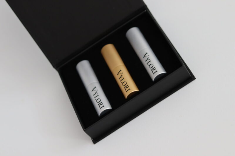 parfum-sample-giftset-vylori-detail-open-box Parfum Sample Set – Zelf Samenstellen
